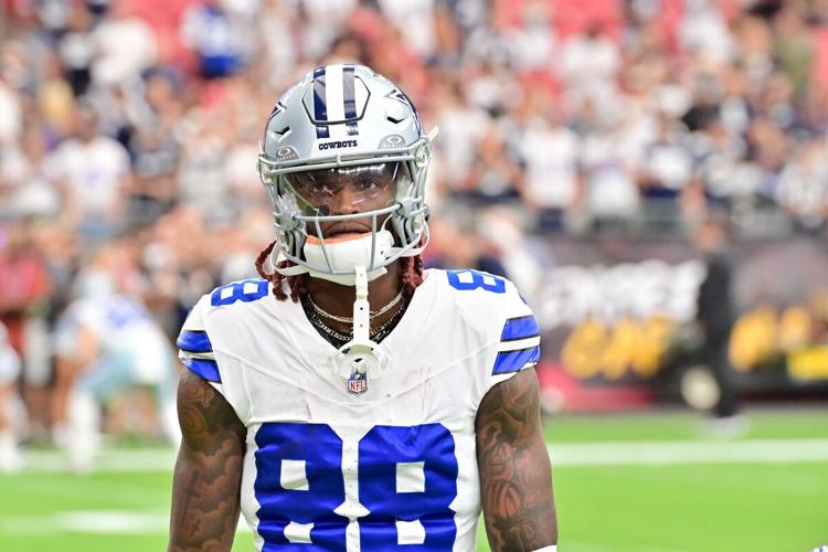 Sports World Reacts To Cowboys CeeDee Lamb Decision - The Spun: What's  Trending In The Sports World Today