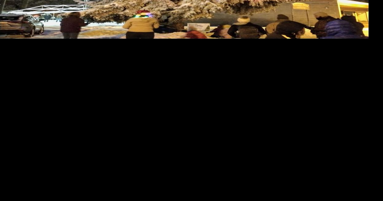 Photos Waterville's Christmas tree lighting ceremony Empire Press