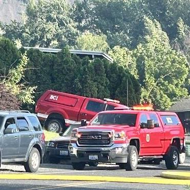 Malaga fire jumps into neighboring yard - Vimarsana News