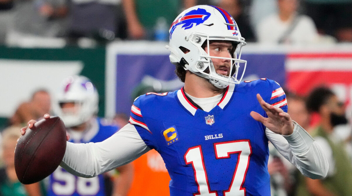 Buffalo Bills Linebacker Matt Milano Shines in Overtime Loss to New York  Jets - Sports Illustrated Buffalo Bills News, Analysis and More