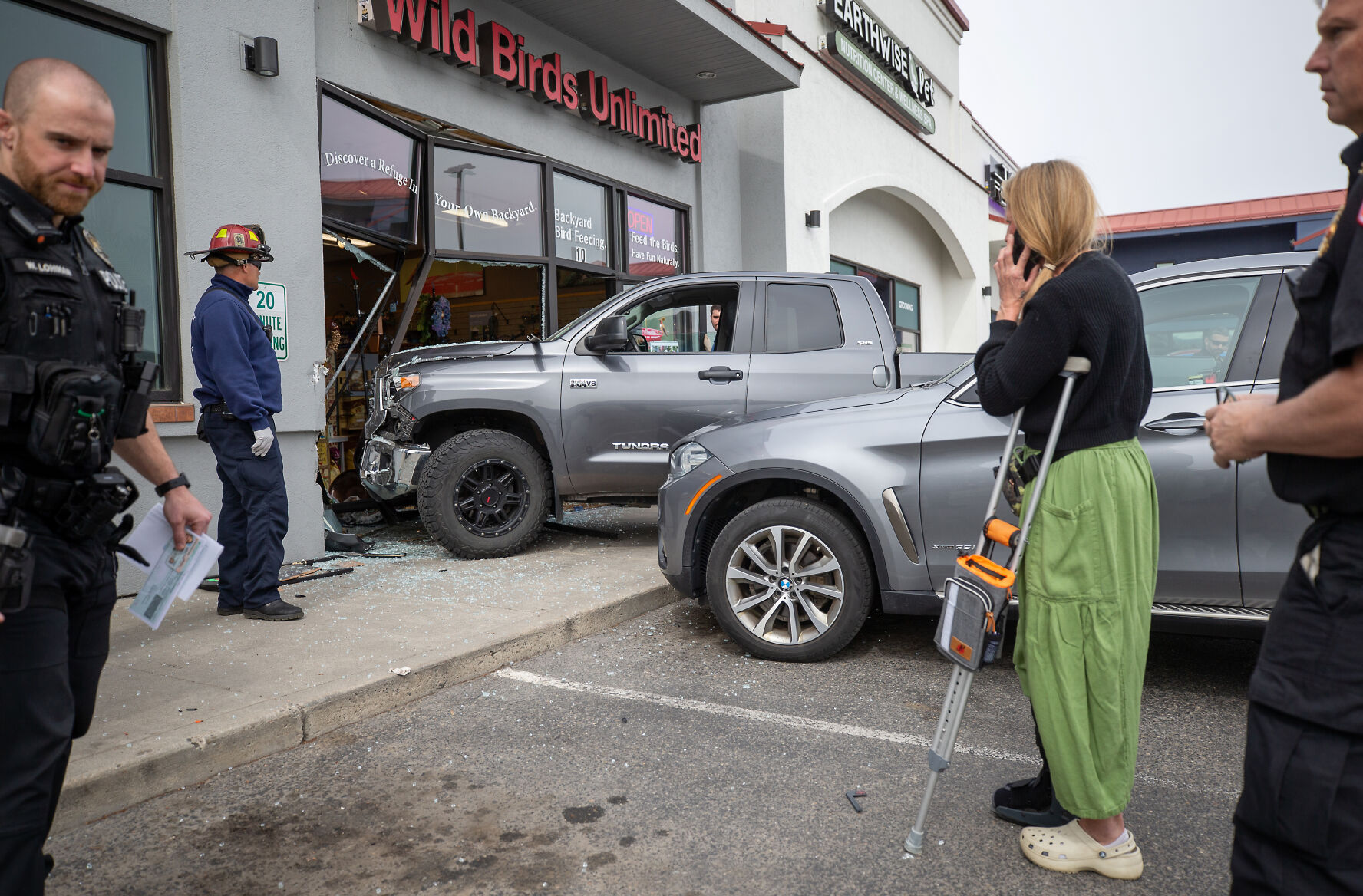 Photo Truck crashes into Wenatchee store Local News