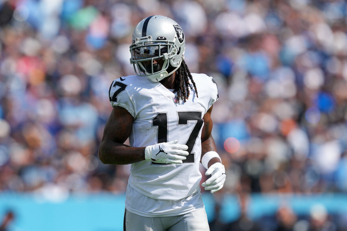 Download Las Vegas Raiders Davante Adams Wallpaper