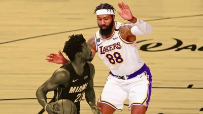 NBA Buzz - LeBron James arrives to the bubble rocking a Kobe