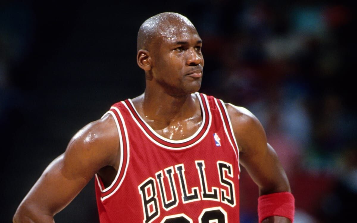 Chicago Bulls beat Los Angeles Lakers for NBA title in 1991