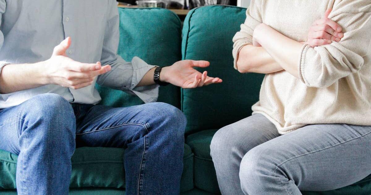 Psychologist Says the 1 Phrase That Instantly Shuts Down a Manipulator Isn’t What You Might Think