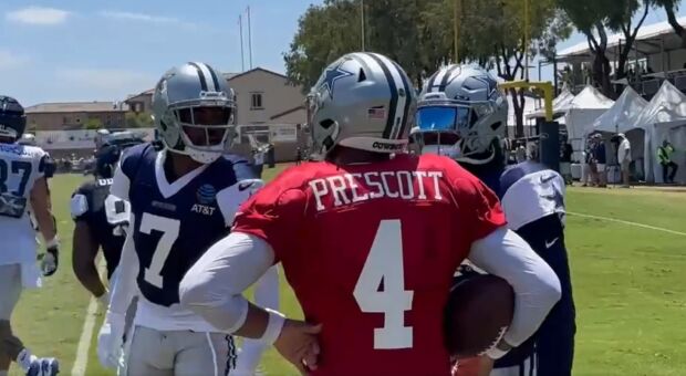 Dallas Cowboys cornerback Trevon Diggs (7) warms up before playing