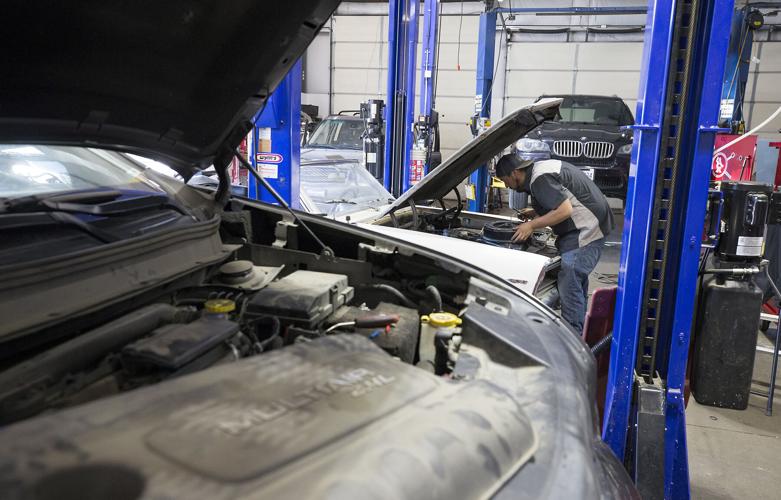 Wenatchee mechanics swamped due to heat, pandemic consequences Local