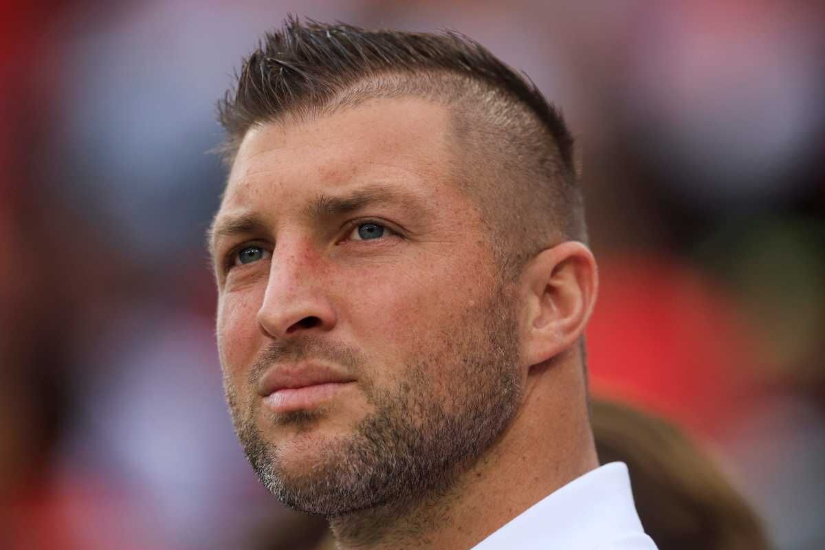 Look: Football World Reacts To Tim Tebow Decision News - The Spun