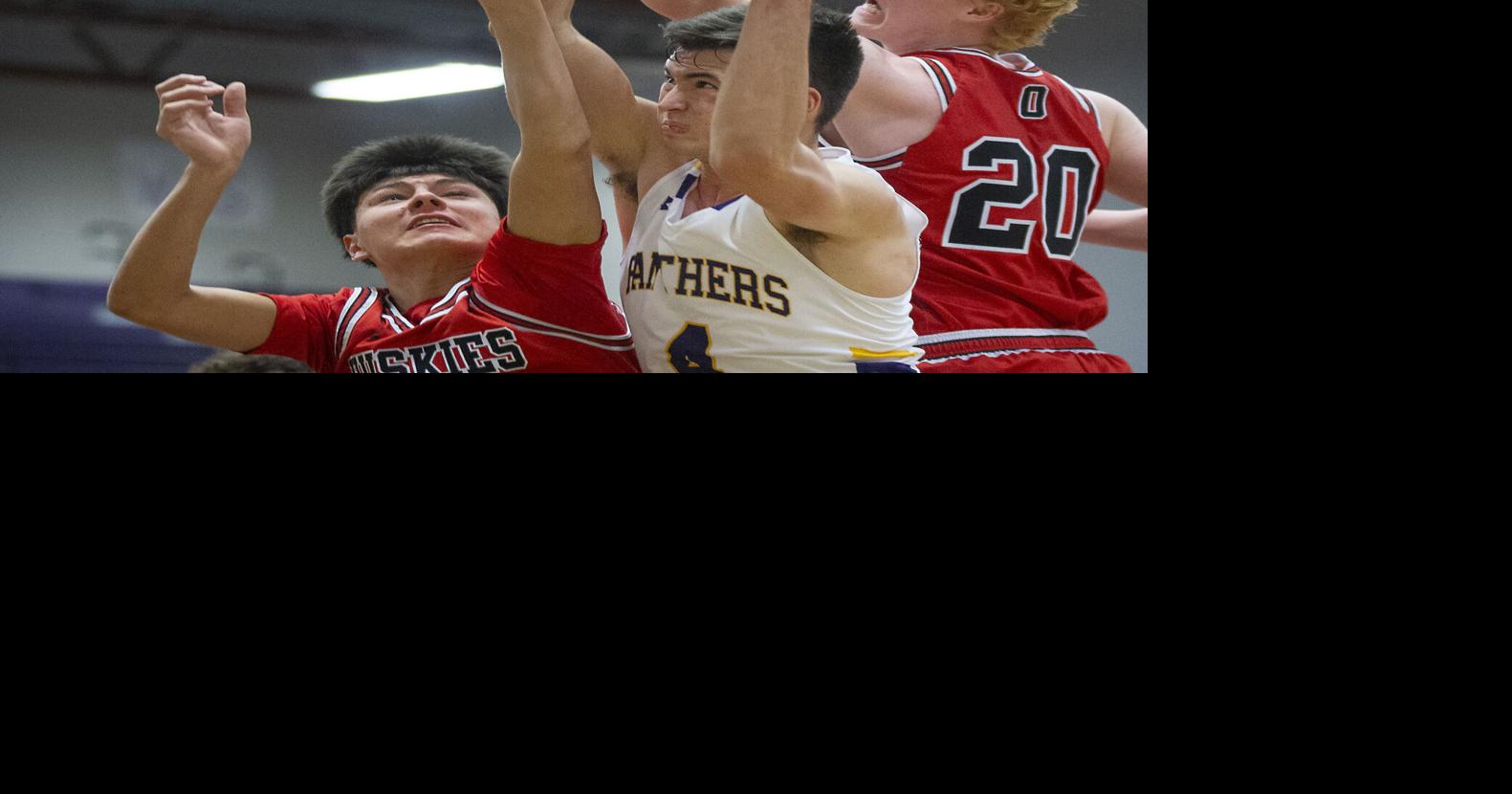 Photo gallery: Wenatchee boys basketball beaten by Othello