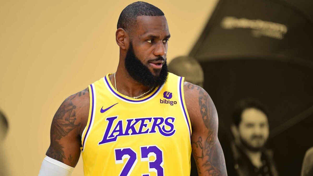 LeBron James to reclaim No. 23 jersey for upcoming season