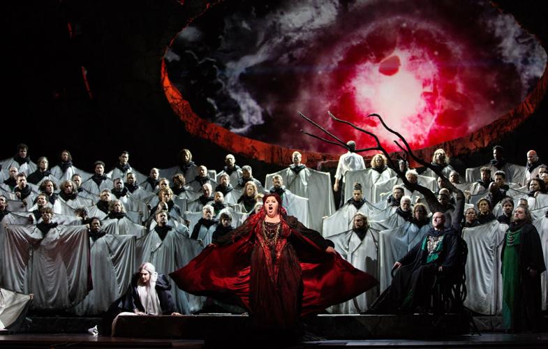 Lorengrin 7646s Photo Marty Sohl Met Opera.jpg