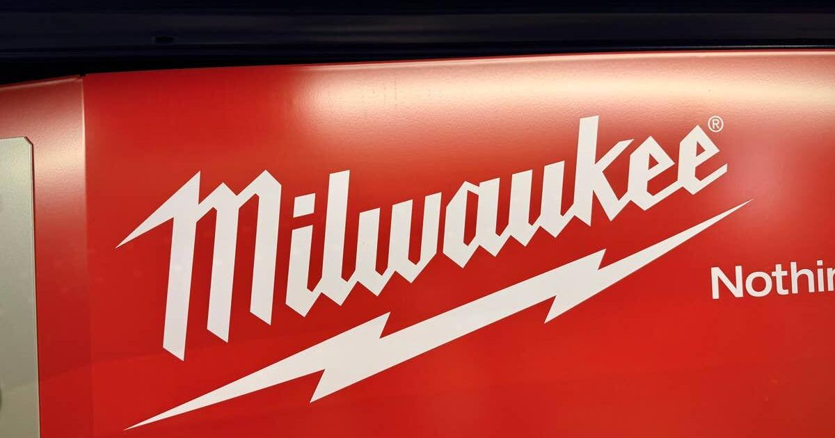 Milwaukee M18 5Ah Batteries Are Now Selling for Only $72 on Amazon
