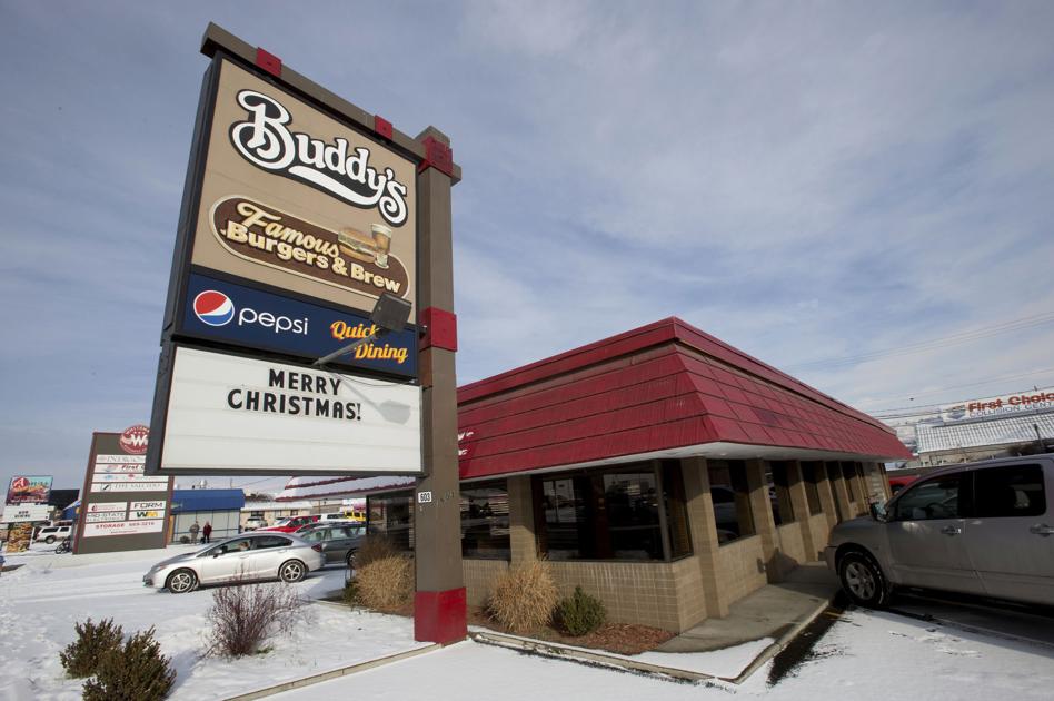 Eye On Buddy La Fleur S Diners Get What They Like And Expect Eye On Business Wenatcheeworld Com