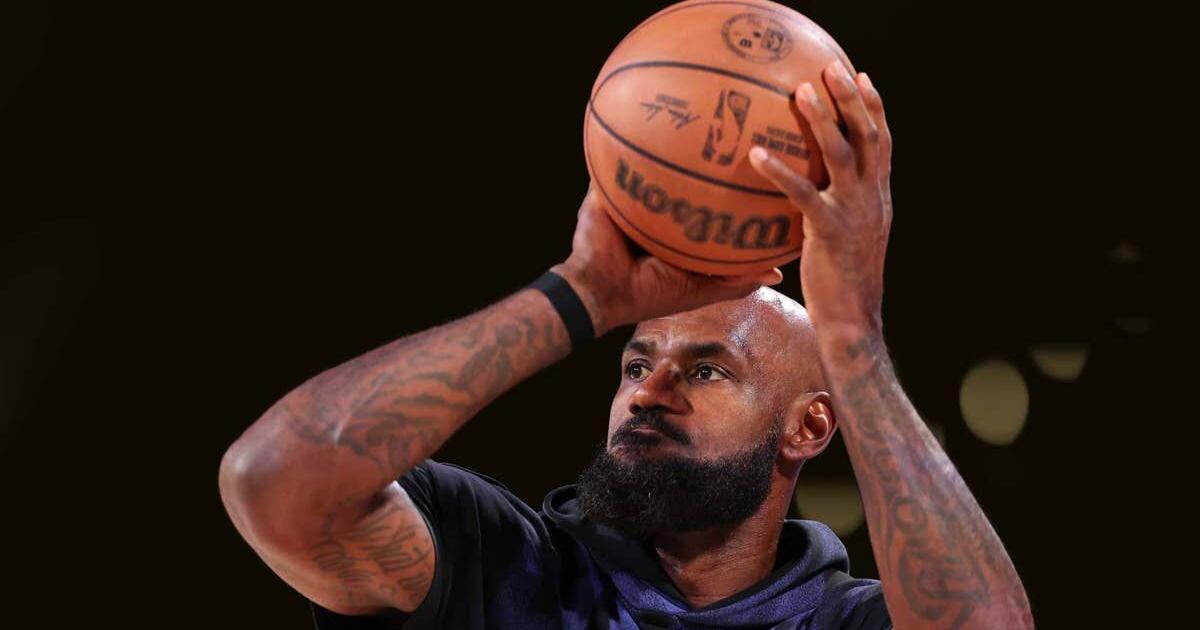 “I do think it was a basketball decision” – Draymond Green weighs in on LeBron James snubbing Warriors for Sixers