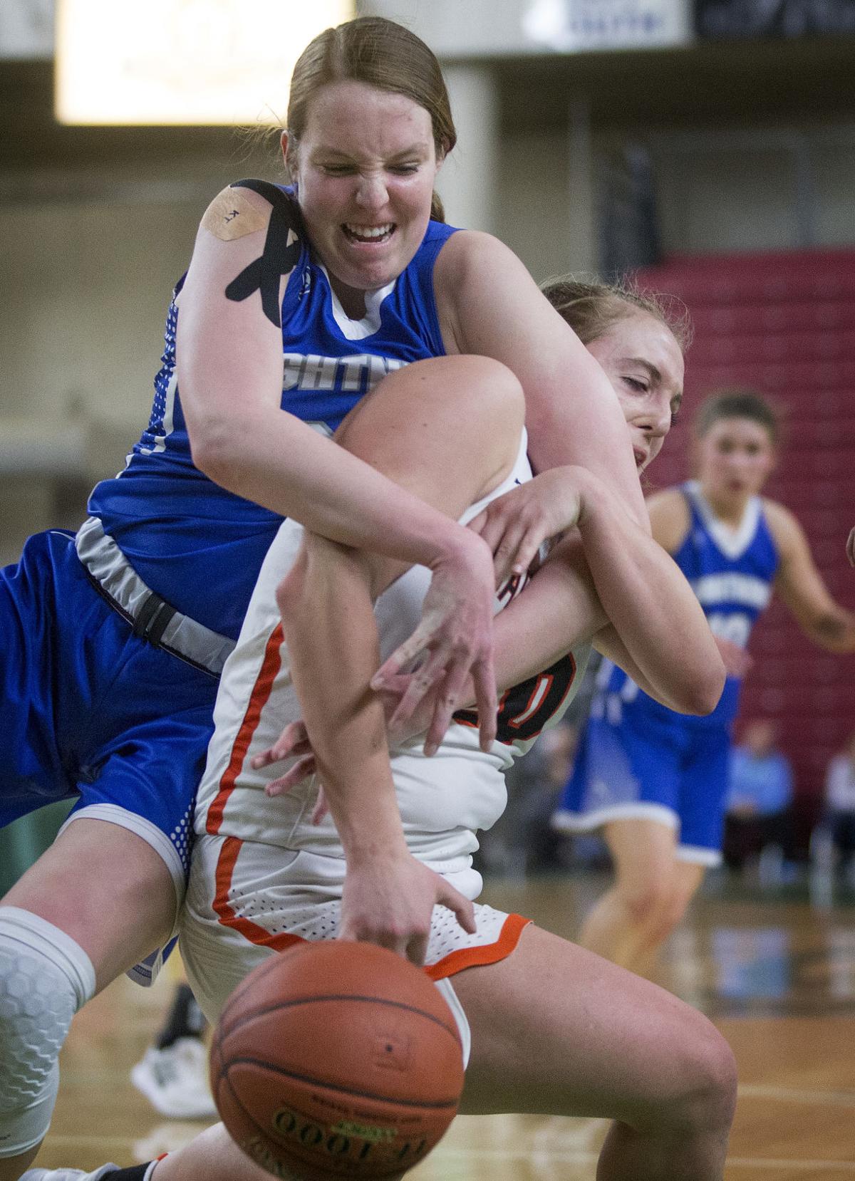 State 1a Playoffs Cashmere Girls Overcome Sluggish Start To Beat