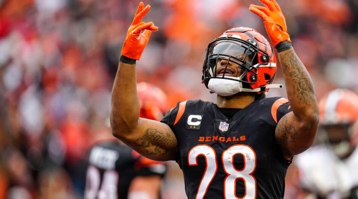 Bengals' Joe Mixon answers ex-NFL star's call for coin-flip