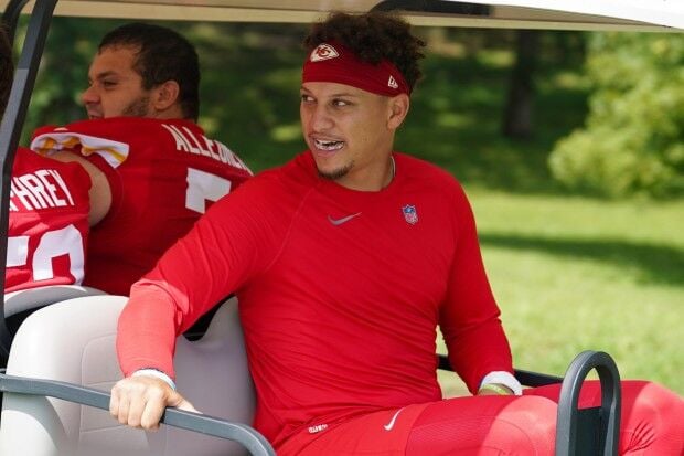 Chiefs Training Camp: Mahomes, Reid say 'edge' is the secret to