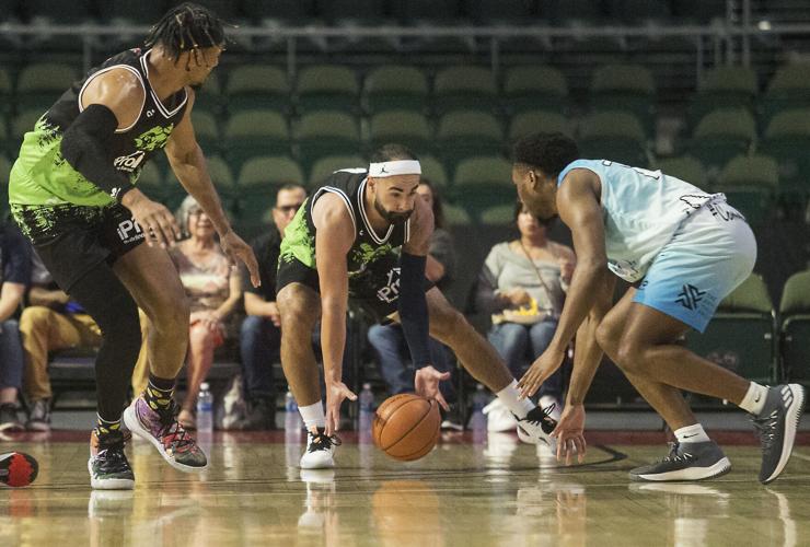 Photo gallery Wenatchee Bighorns fall to Salem Capitals