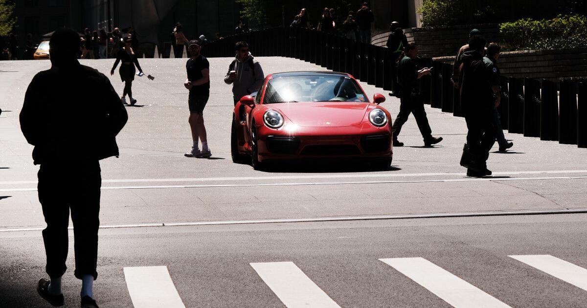 Here's how much wealth you need to be in the top 1% of Americans - Vimarsana News