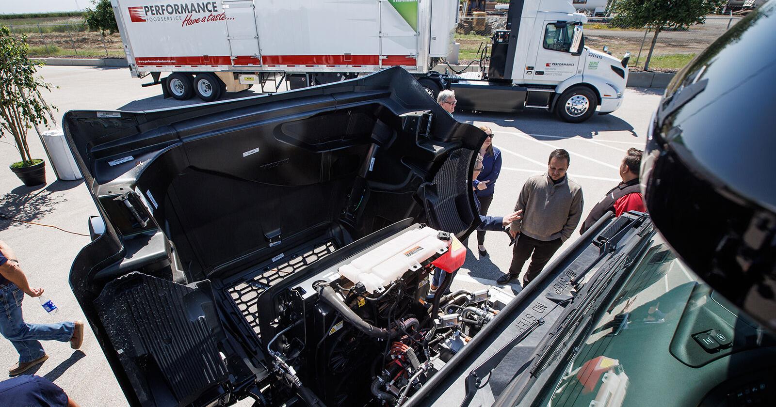 Millions of semi-trucks on US roads still rely on fossil fuels. Cutting-edge EV tech in California could change that - Vimarsana News