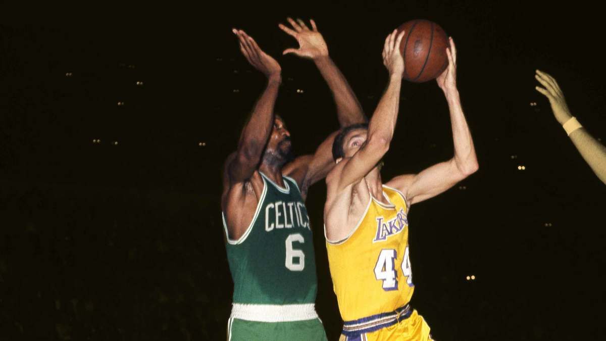 1969 Sports Illustrated BOSTON Celtics BILL RUSSELL Retires From