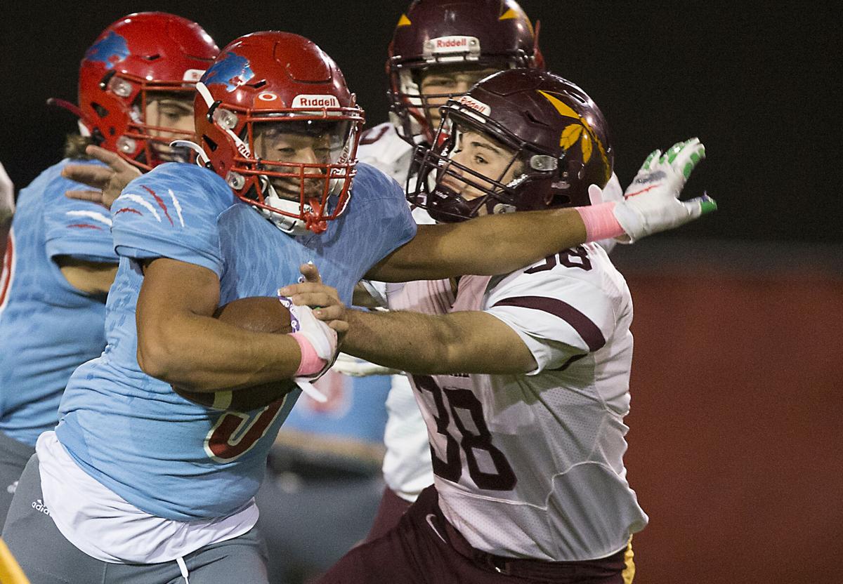 211009-sportslocal-eastmontfballgallery 01.jpg