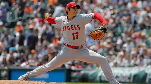 Shohei Ohtani injury: Angels star intends to continue hitting, per source -  Sports Illustrated