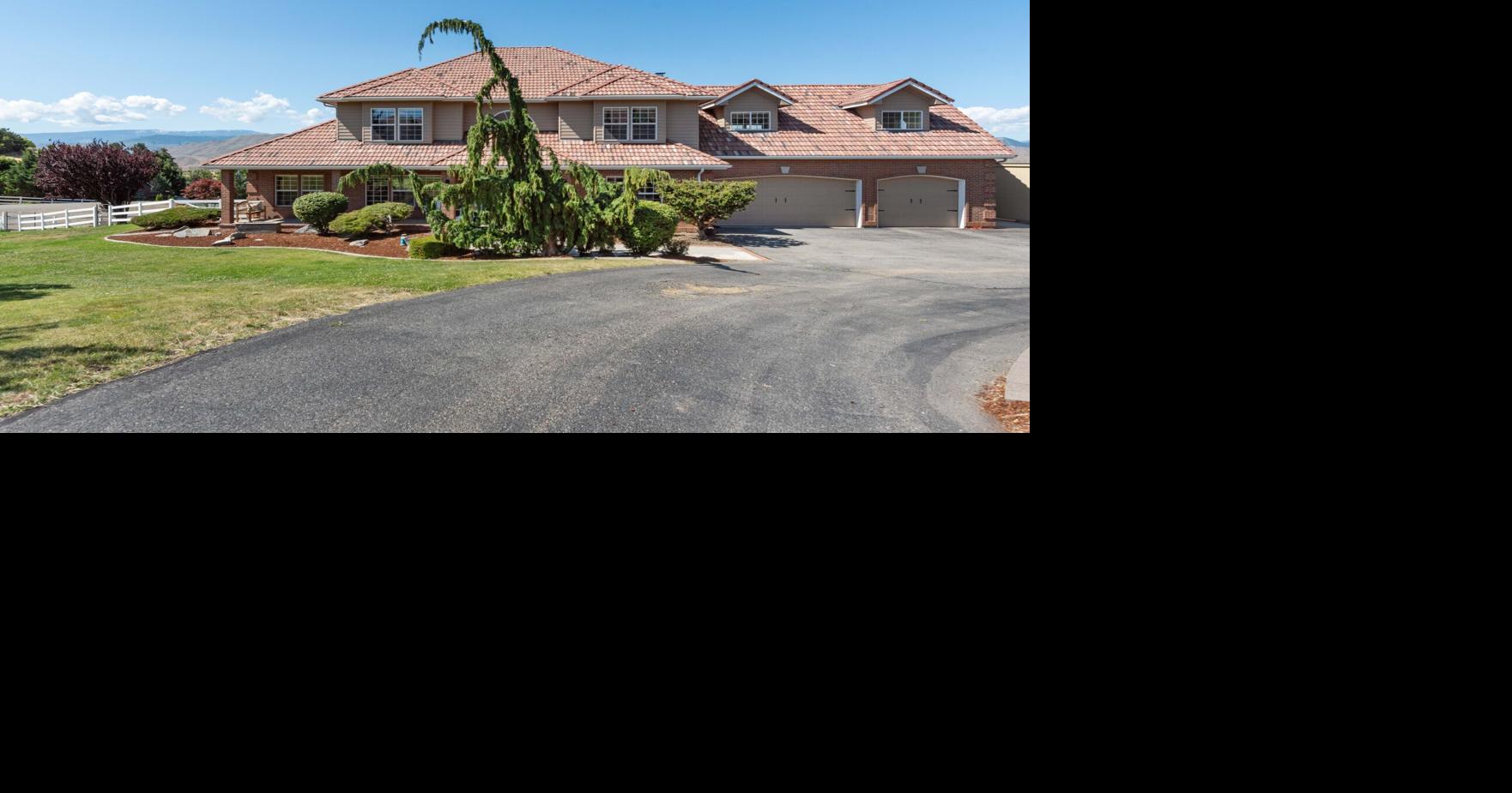 Listing of the Week Elegance meets equestrian Stunning NCW home with