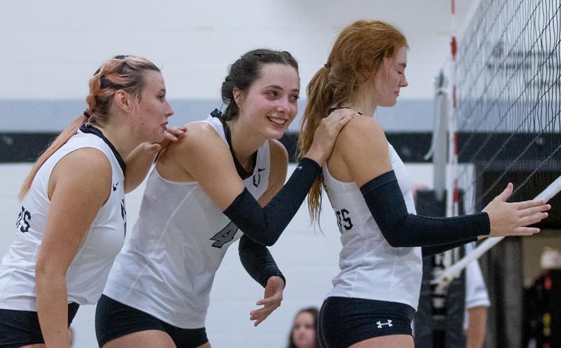 Photo gallery Wenatchee Valley College volleyball hosts Spokane Falls