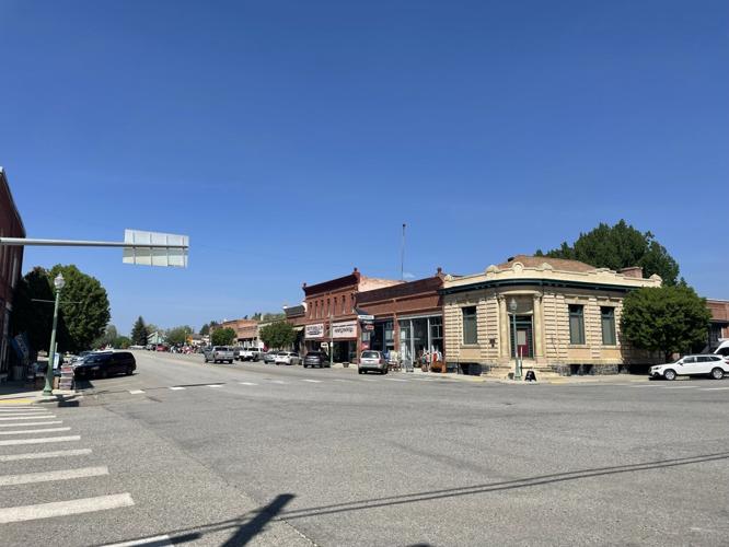 Race into Waterville for hot rods, pancakes and shopping News