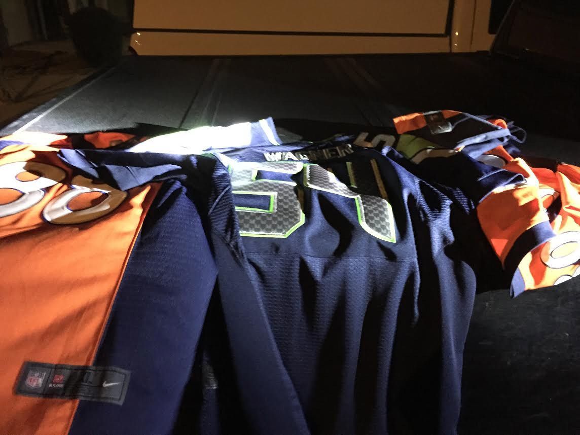 ICE seizes counterfeit NFL jerseys in Phoenix