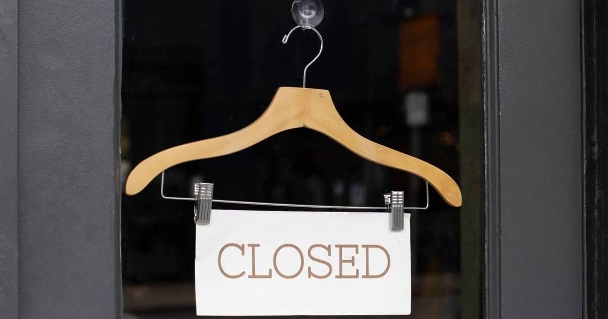 49-year-old clothing chain closing stores as its shoppers shrink