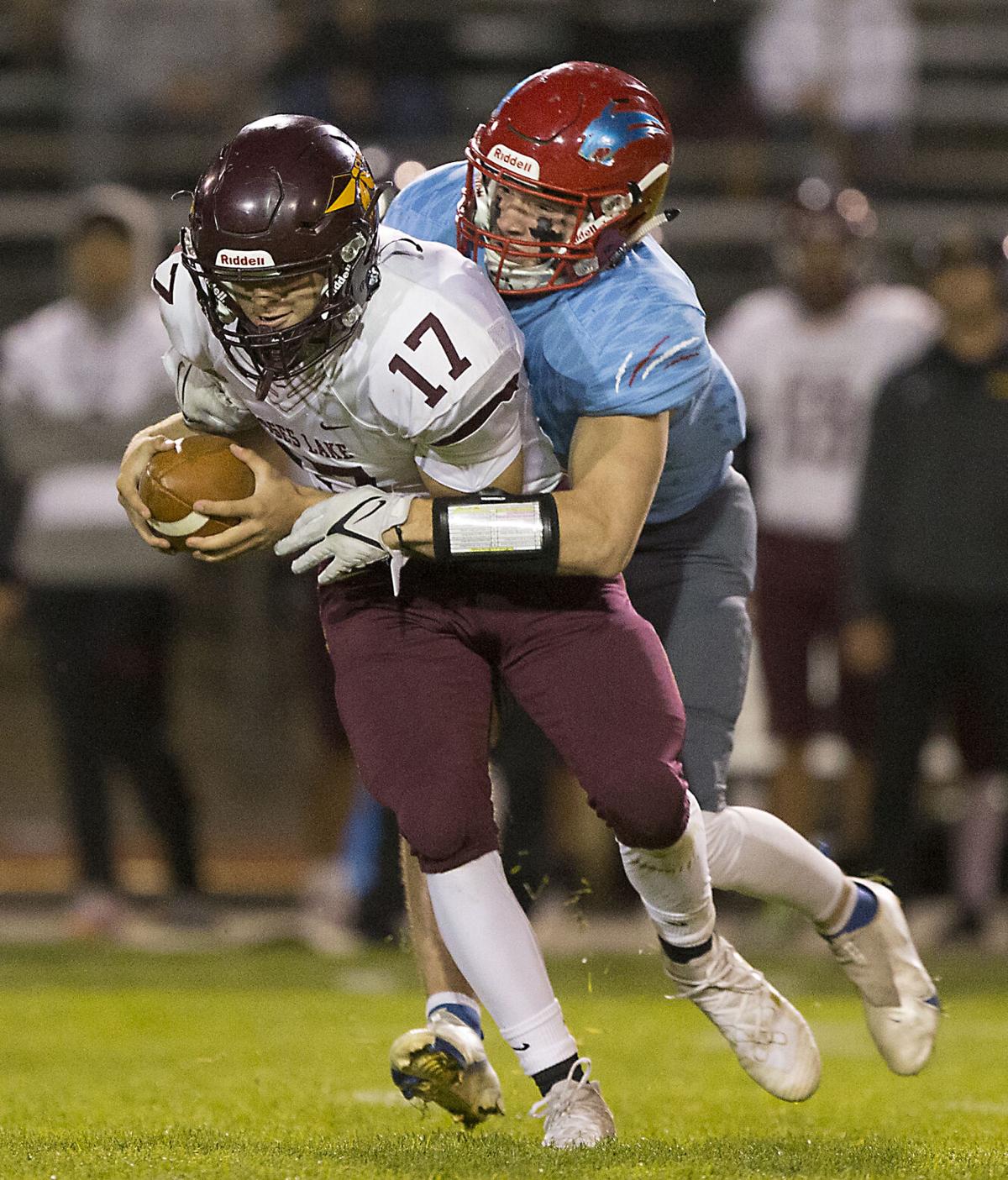 211009-sportslocal-eastmontfballgallery 05.jpg