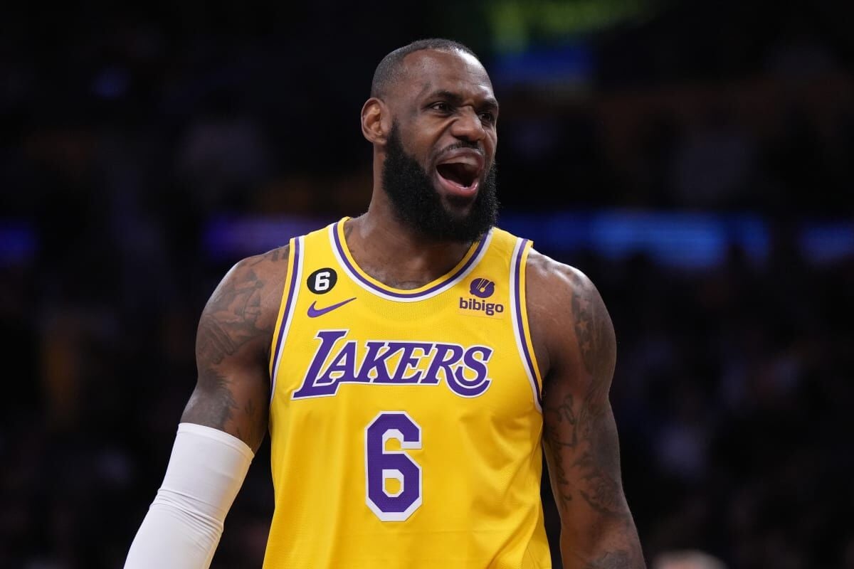 NBA 2K21 Reveals LeBron James' Official New Rating - The Spun: What's  Trending In The Sports World Today