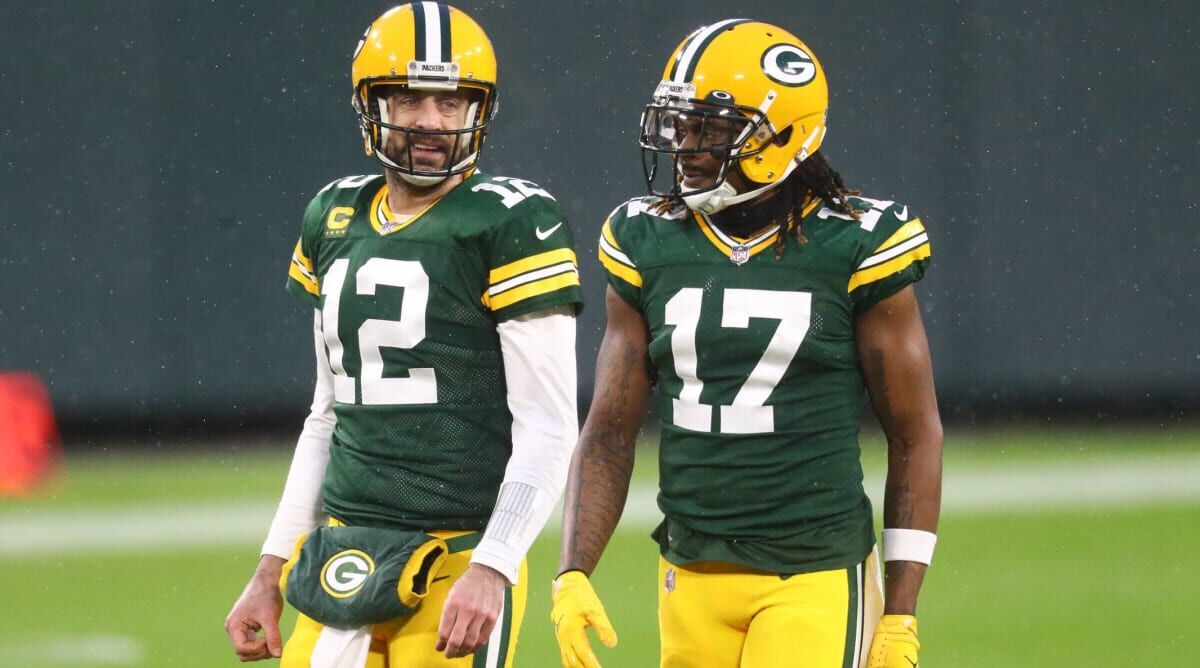 Raiders WR Davante Adams has recruiting pitch for former teammate Aaron  Rodgers: 'I'm here'