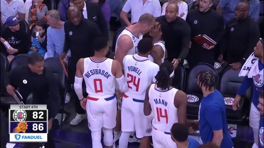 Video: Mason Plumlee And Bones Hyland Go Face To Face On The Clippers Bench, Fadeaway World