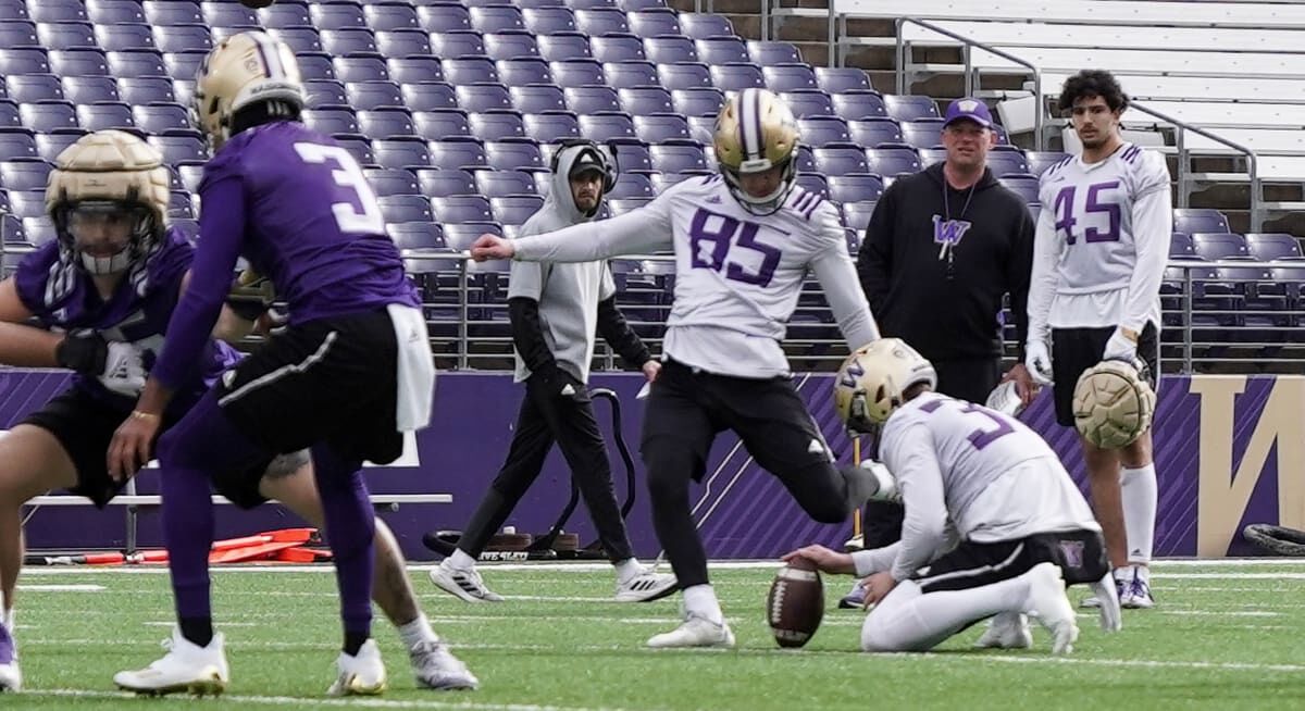 Browning Poised to Make First NFL Start In Monday Night Football Game, Washington Huskies