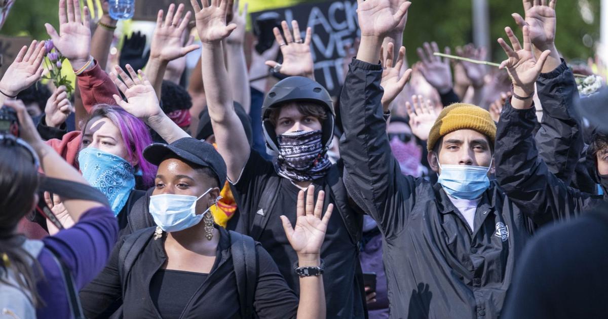 Protesters and ACLU sue Seattle, blame mayor and police chief for ...