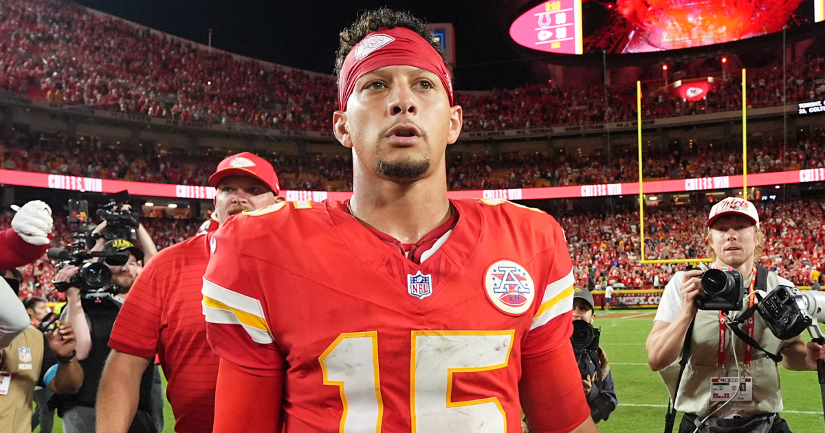 Patrick Mahomes Has Strong Message for Kansas City Chiefs Teammate