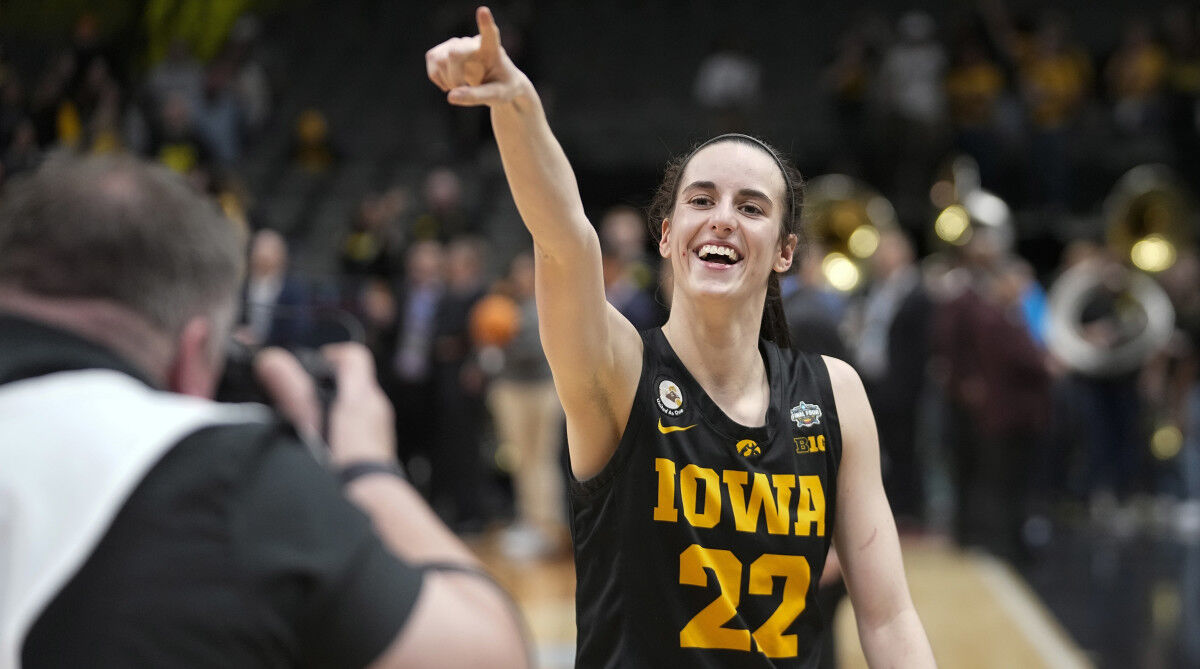 Iowa Basketball Back On The Cover Of Sports Illustrated