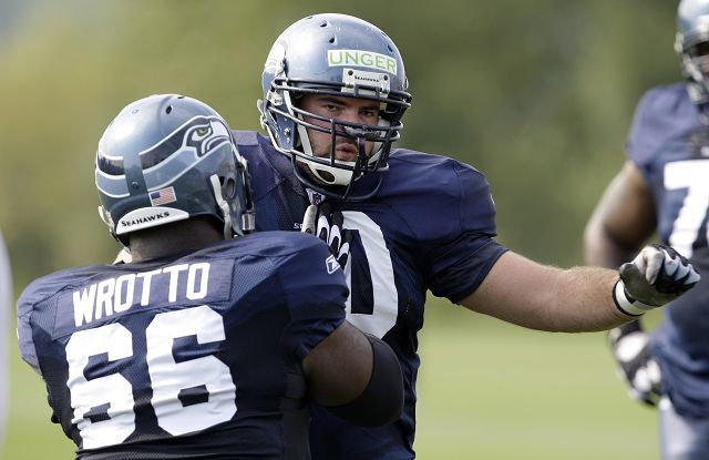 Seahawks add depth, protection on offensive line by signing