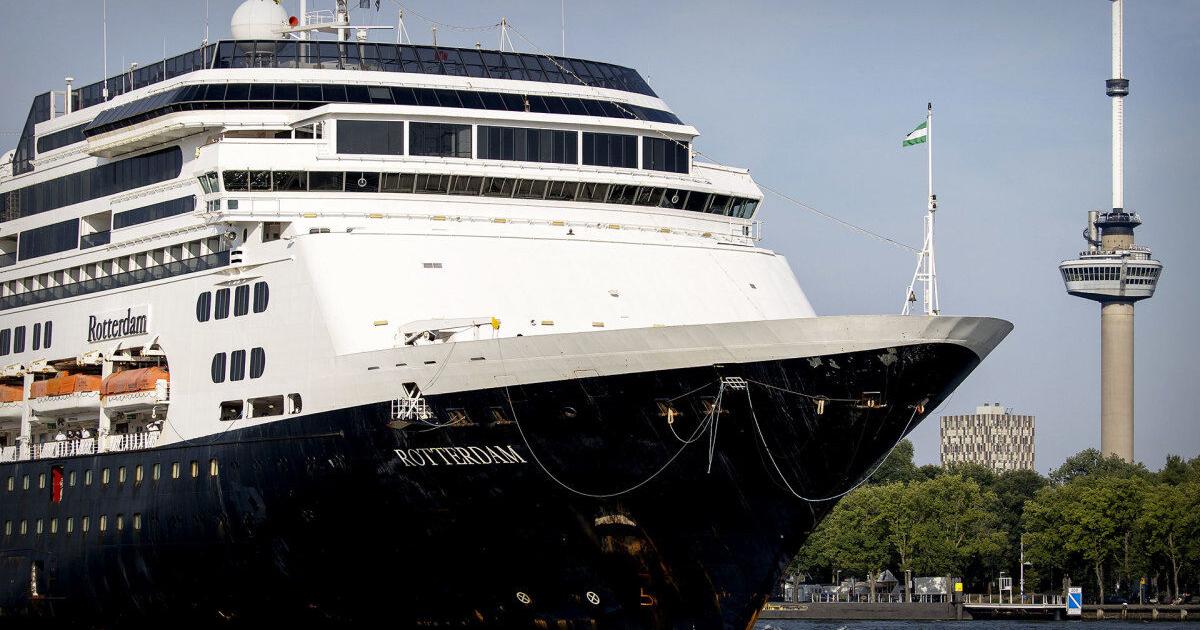 Carnival's Holland America offers huge cruise deal (act fast) - Vimarsana News