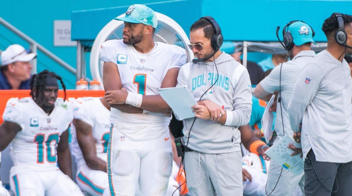 Dolphins: Mike McDaniel's comical NFL Draft pick reactions go viral