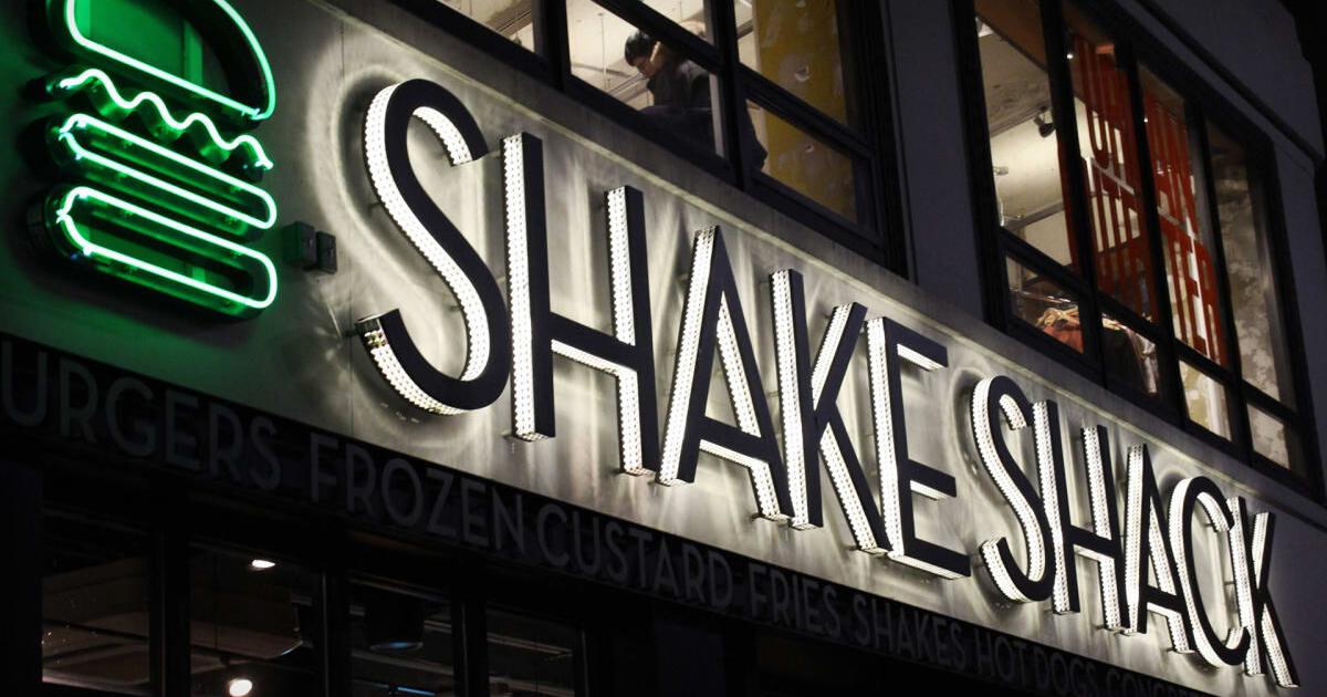 Shake Shack Revives Menu Item to Challenge Wendy's, Burger King - Vimarsana News