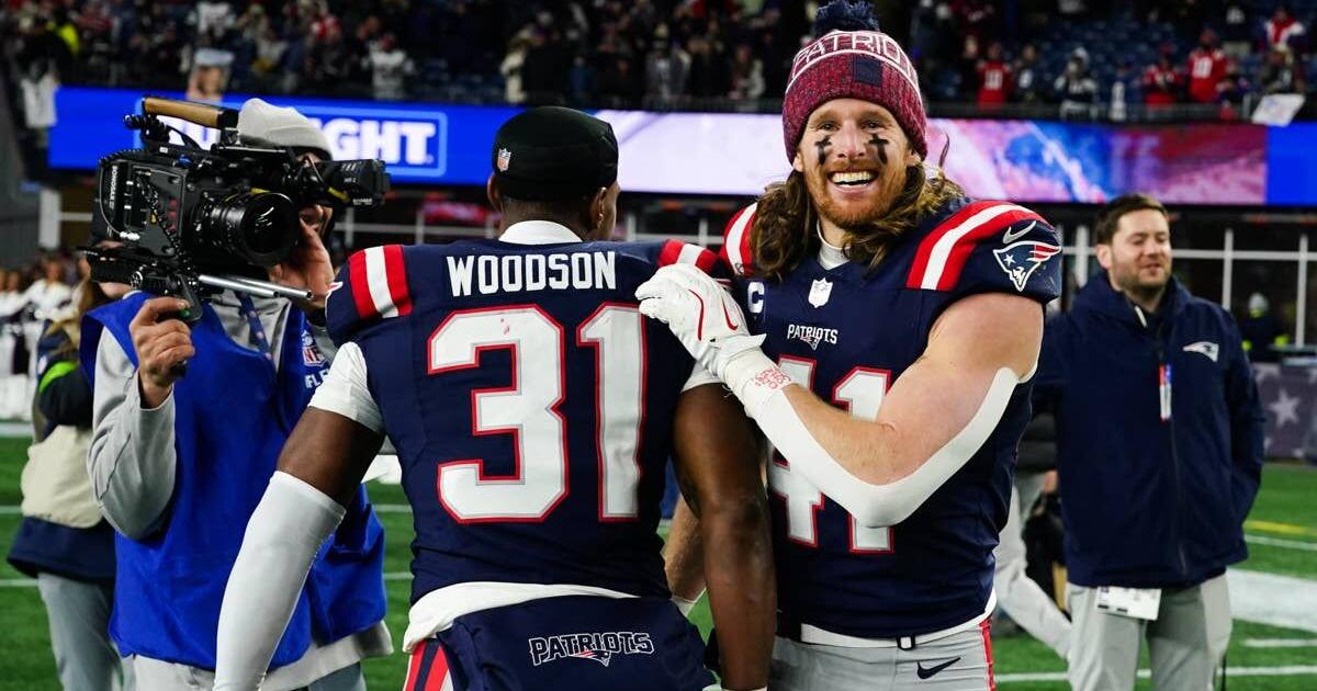 nfl-afc-wild-card-round-los-angeles-chargers-at-new-england-patriots