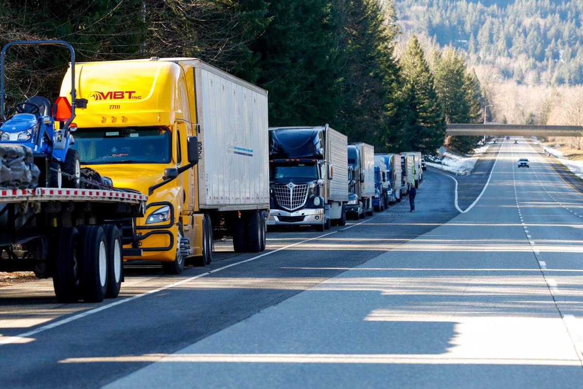 Blewett Snoqualmie Passes Open To Freight Traffic And With Lots Of Restrictions News Wenatcheeworld Com