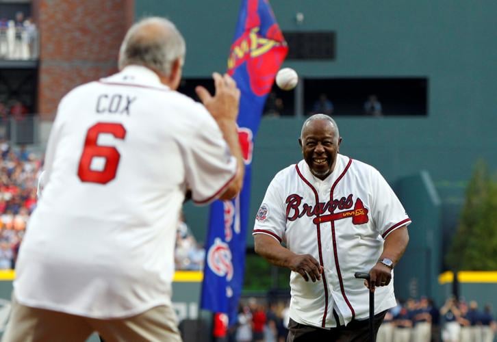 Indianapolis remembers local connection to late Baseball Hall of Famer Hank  Aaron