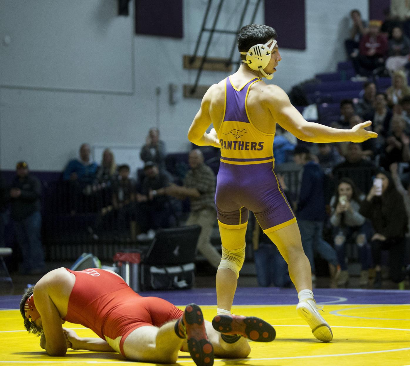 Men's Wrestling Pins a Second Place Finish at Adrian Invite to