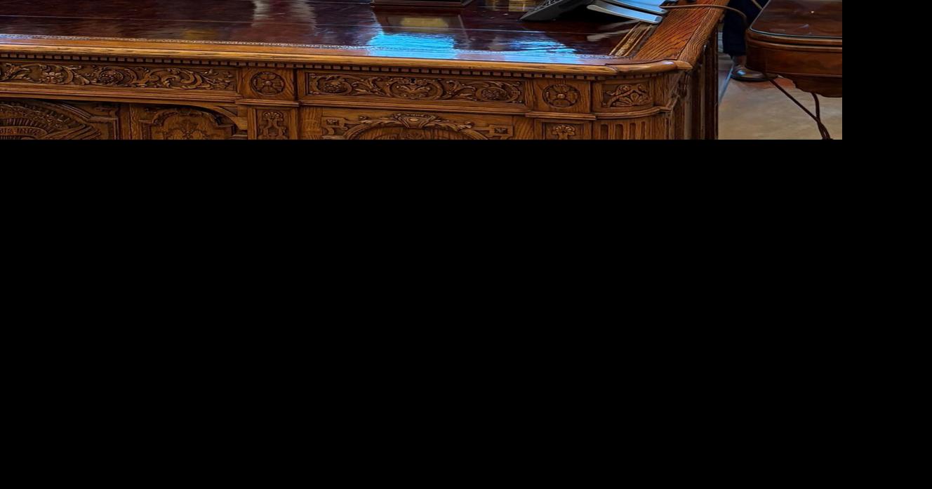 Trump unveils eased fuel economy rules, touts boost for affordability