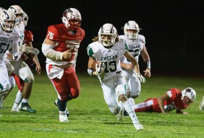 Ctl Football Chelan Grinds Out Overtime Win Over Cascade